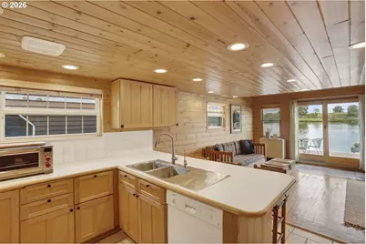 13022 NW Marina Way #6, Portland, OR 97231 - Photo 11