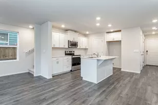 1484 NE 122nd Ct, Vancouver, WA 98684 - Photo 3