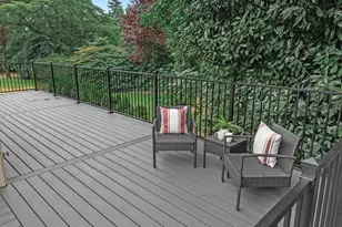 1514 NE Marine Dr, Portland, OR 97211 - Photo 3