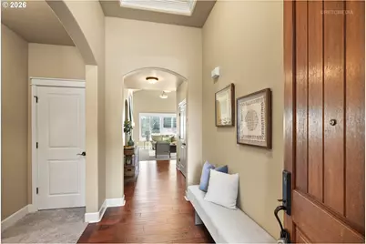 9904 NW Wayne Ln, Portland, OR 97229 - Photo 3