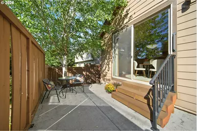 9904 NW Wayne Ln, Portland, OR 97229 - Photo 23