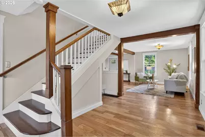 8 SW Alice St, Portland, OR 97219 - Photo 9