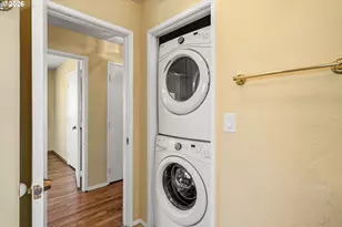 221 Alder St, Brookings, OR 97415 - Photo 21