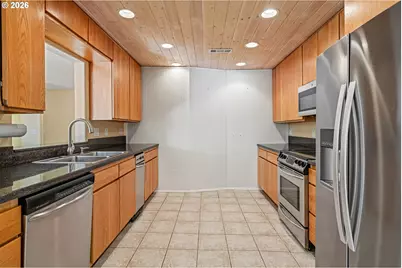 221 Alder St, Brookings, OR 97415 - Photo 11