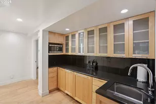 4786 SW Elm Ln, Portland, OR 97221 - Photo 17