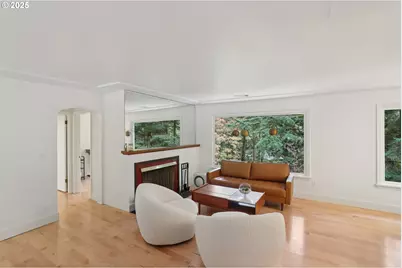 4786 SW Elm Ln, Portland, OR 97221 - Photo 5