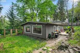 6926 SE Deardorff Rd, Portland, OR 97236 - Photo 27