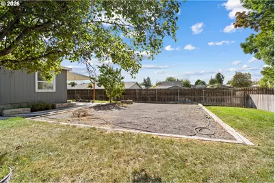 1049 W Hartley Ave, Hermiston, OR 97838 - Photo 27