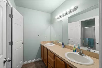 1049 W Hartley Ave, Hermiston, OR 97838 - Photo 23