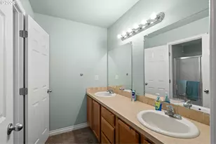 1049 W Hartley Ave, Hermiston, OR 97838 - Photo 23