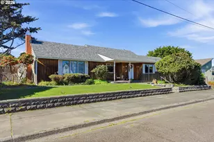 650 Franklin Ave, Bandon, OR 97411 - Photo 5