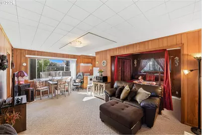 650 Franklin Ave, Bandon, OR 97411 - Photo 33