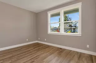 276 NE Cedar St, Sublimity, OR 97385 - Photo 5