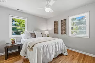 9218 SE Washington St, Portland, OR 97216 - Photo 15