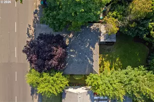 9218 SE Washington St, Portland, OR 97216 - Photo 33