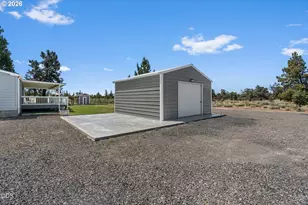 5810 NW Odin Falls Way, Redmond, OR 97756 - Photo 23