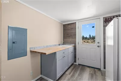 5810 NW Odin Falls Way, Redmond, OR 97756 - Photo 17