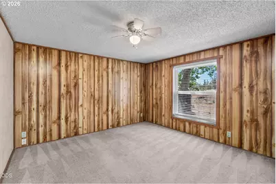 5810 NW Odin Falls Way, Redmond, OR 97756 - Photo 13