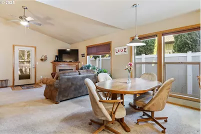 12820 NE 42nd St, Vancouver, WA 98682 - Photo 11