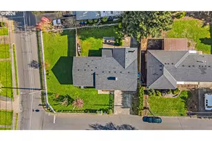 821 Johnson St, Woodburn, OR 97071 - Photo 35