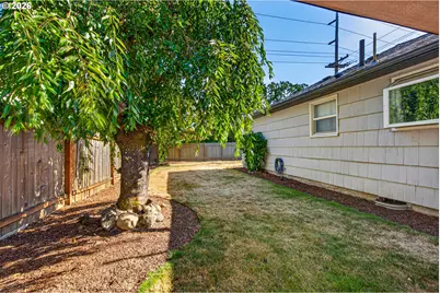 7511 SE Harmony Rd, Milwaukie, OR 97222 - Photo 27