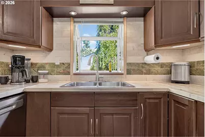 7511 SE Harmony Rd, Milwaukie, OR 97222 - Photo 11