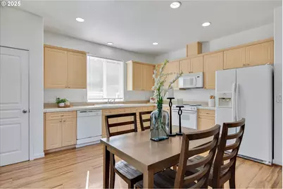 1422 NE 18th Pl, Canby, OR 97013 - Photo 11