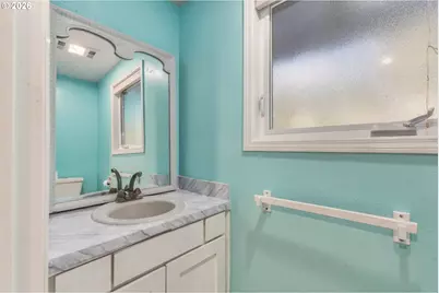32106 NW Lacenter Rd, Ridgefield, WA 98642 - Photo 29