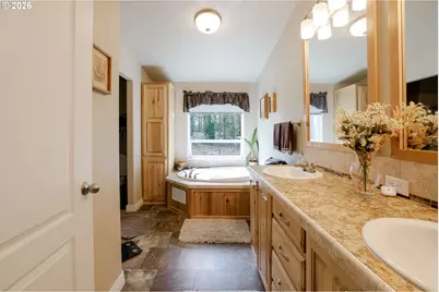 123631 Surveyor Rd, Crescent Lake, OR 97733 - Photo 29