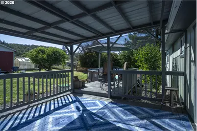 695 Glengary Loop Rd, Roseburg, OR 97470 - Photo 25