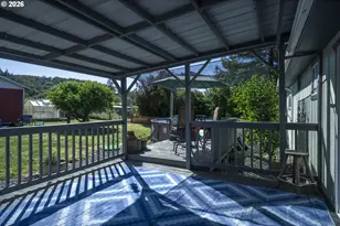 695 Glengary Loop Rd, Roseburg, OR 97470 - Photo 25