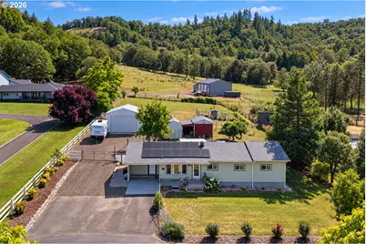 695 Glengary Loop Rd, Roseburg, OR 97470 - Photo 1
