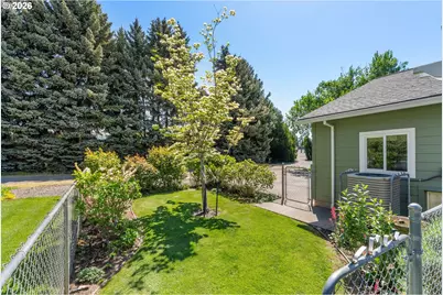 3390 McCarthy Dr, Hood River, OR 97031 - Photo 33