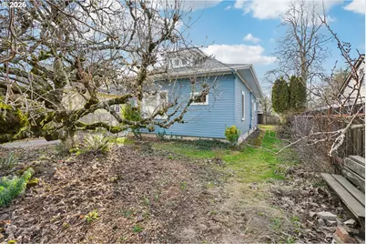 3147 SE 71st Ave, Portland, OR 97206 - Photo 3