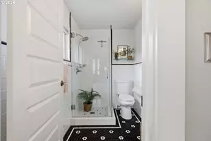 5228 SE Lincoln St, Portland, OR 97215 - Photo 15