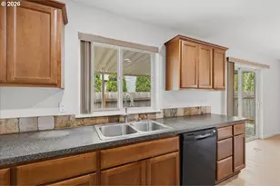 8011 NE 142nd Ave, Vancouver, WA 98682 - Photo 3