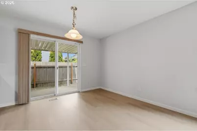 8011 NE 142nd Ave, Vancouver, WA 98682 - Photo 5