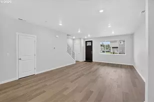 3723 SW Knapp Dr, Gresham, OR 97080 - Photo 3