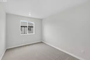 3723 SW Knapp Dr, Gresham, OR 97080 - Photo 9