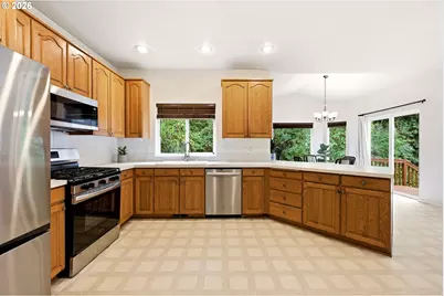 1055 Taylor Rd, Kalama, WA 98625 - Photo 9