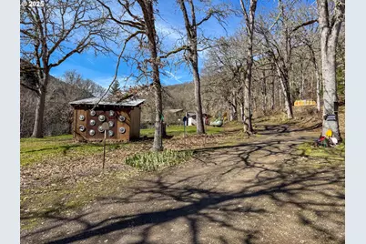 160 S Major Creek Rd, Lyle, WA 98635 - Photo 13