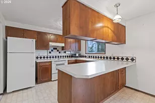 5699 SE Garnet Way, Milwaukie, OR 97267 - Photo 11