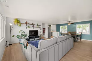 8827 SE Knapp St, Portland, OR 97266 - Photo 5