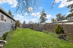 8827 SE Knapp St, Portland, OR 97266 - Photo 25