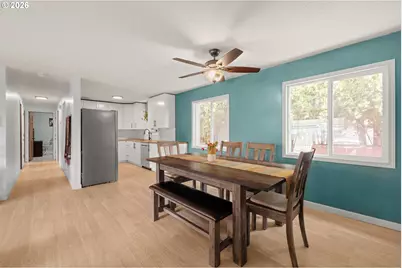 8827 SE Knapp St, Portland, OR 97266 - Photo 9