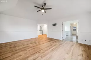 20870 Yosemite St NE, Aurora, OR 97002 - Photo 27