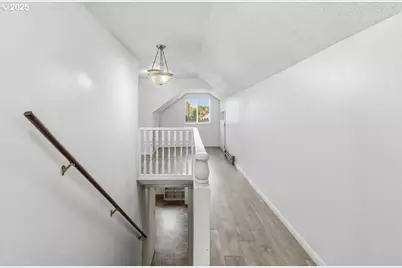 813 NE Grace Ave, Battle Ground, WA 98604 - Photo 17