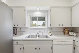 813 NE Grace Ave, Battle Ground, WA 98604 - Photo 7