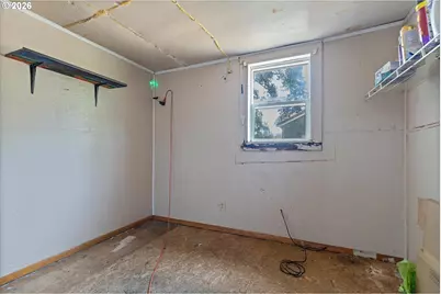 10246 SE Liebe St, Portland, OR 97266 - Photo 11