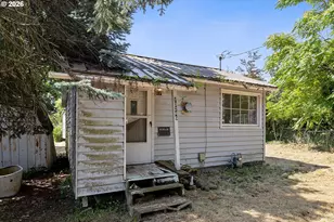 10246 SE Liebe St, Portland, OR 97266 - Photo 33